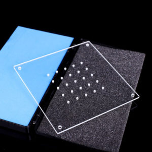 QPL71 B270 Plaque de verre Lentille carrée personnalisée avec trou 140 × 140 × 3 mm05